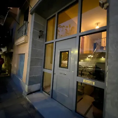 Traveller's Choice Apartment